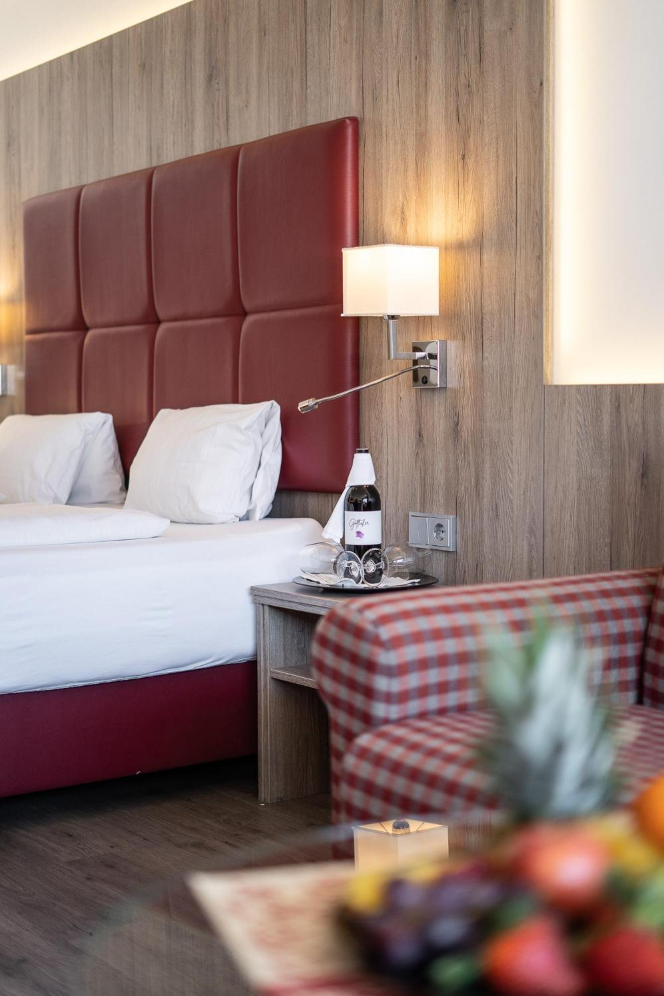 Ferienclub Bellevue Am See ヴァルヒゼー エクステリア 写真